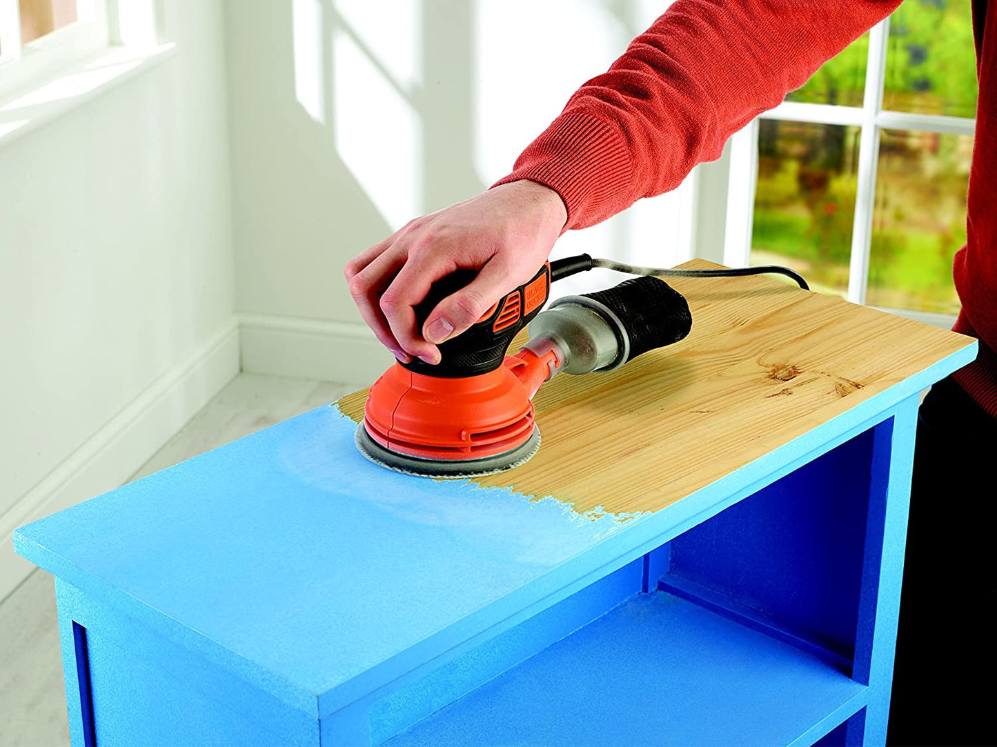 LIJADORA ROTORBITAL BLACK AND DECKER KA 199 –240 W