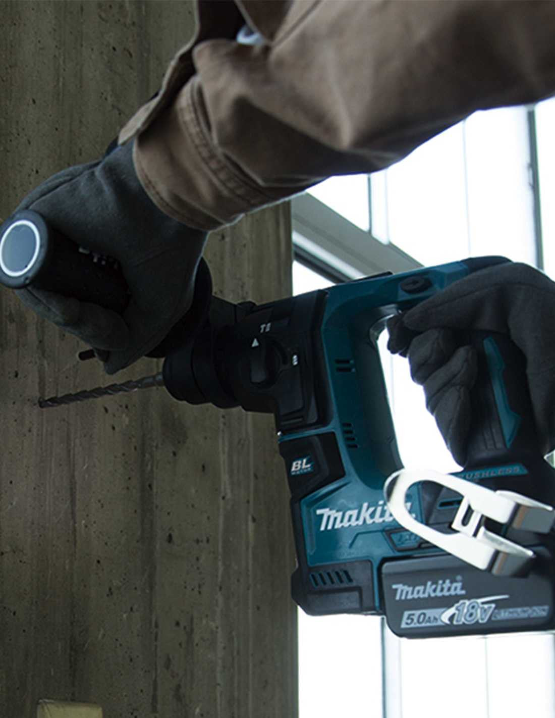 Makita Kit Impact Wrench DTW285 + Hammer DHR171 + 2bat 5Ah + charger + bag LTX600 DLX2281BL2