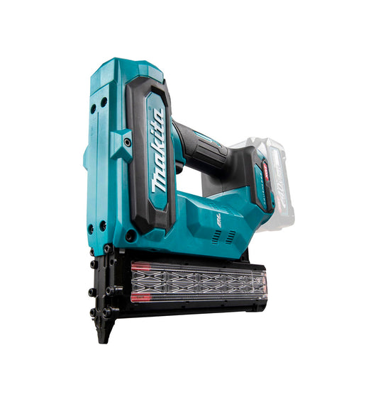 Clavadora neumática 40V XGT Makita FN001GZ