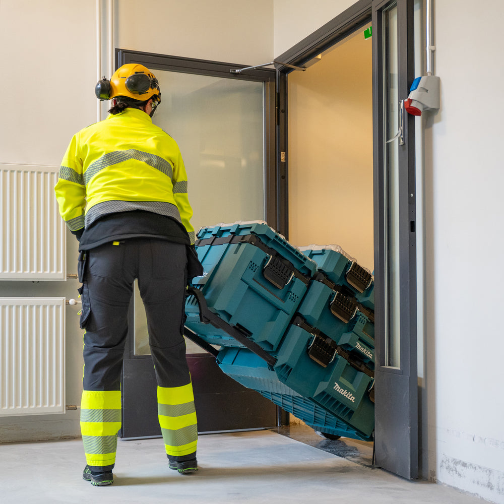 Makita P-91001 MAKTRAK Tool Box with Wheels