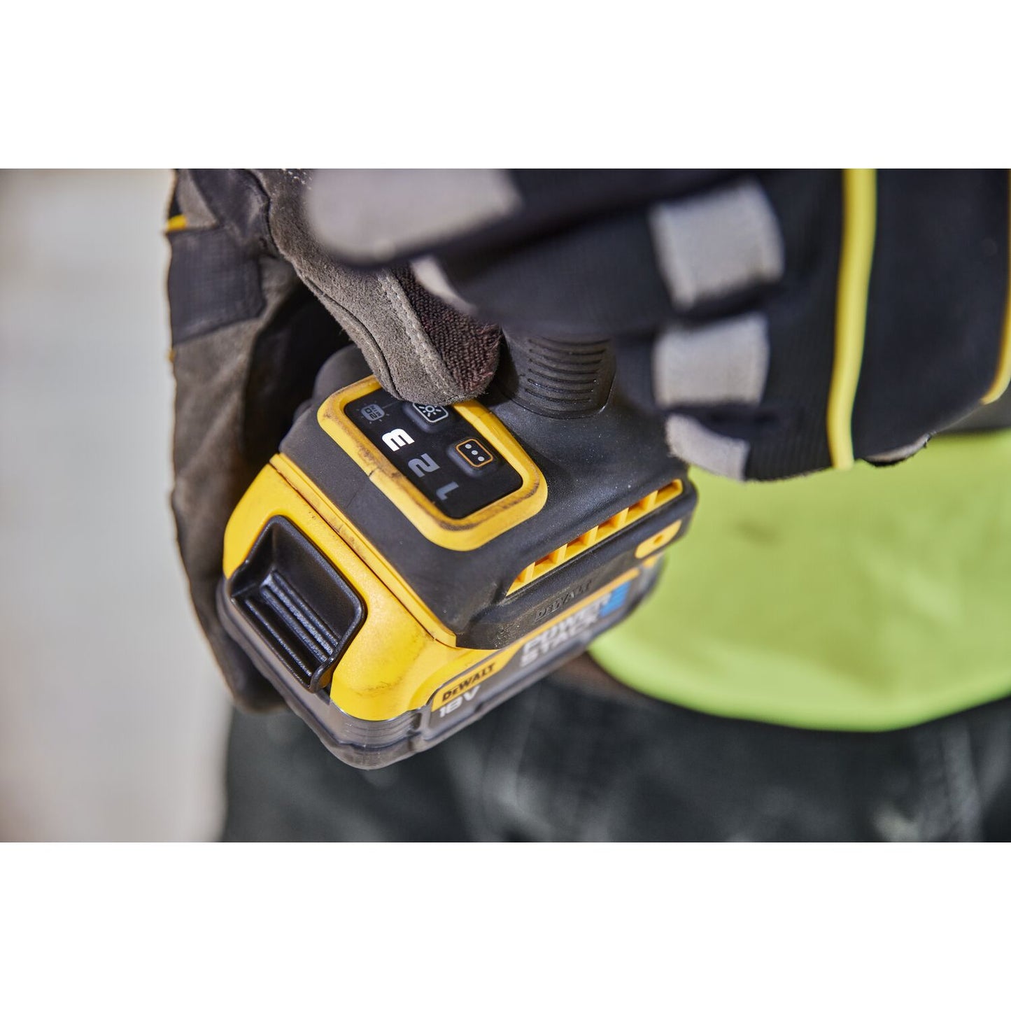 Dewalt DCF860NT 18V XR 1/4" 282Nm Impact Driver